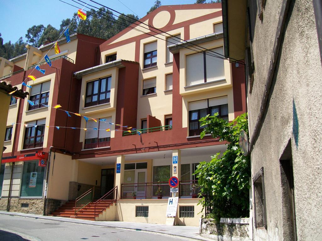Hotel Sol De La Blanca Cudillero Buitenkant foto
